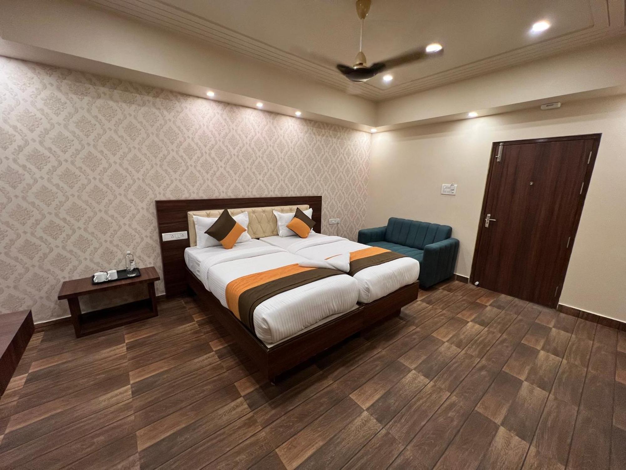 Grand Falcon Electronic City Kammasandra Екстер'єр фото